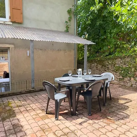 Zest Saône Apartment